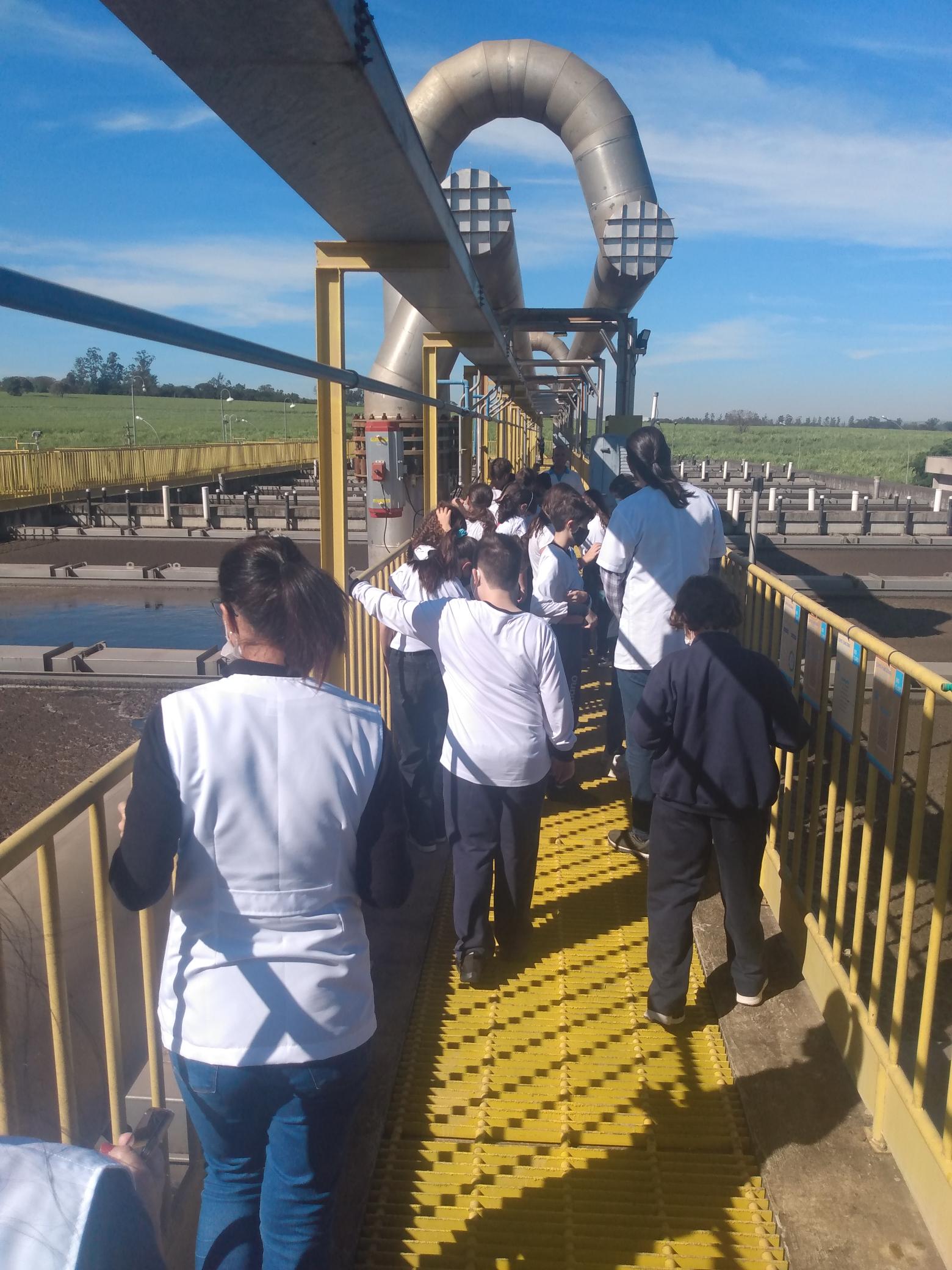 BRK orienta mais de 1,1 mil alunos de Rio Claro sobre descarte correto do óleo de cozinha usado, em maio